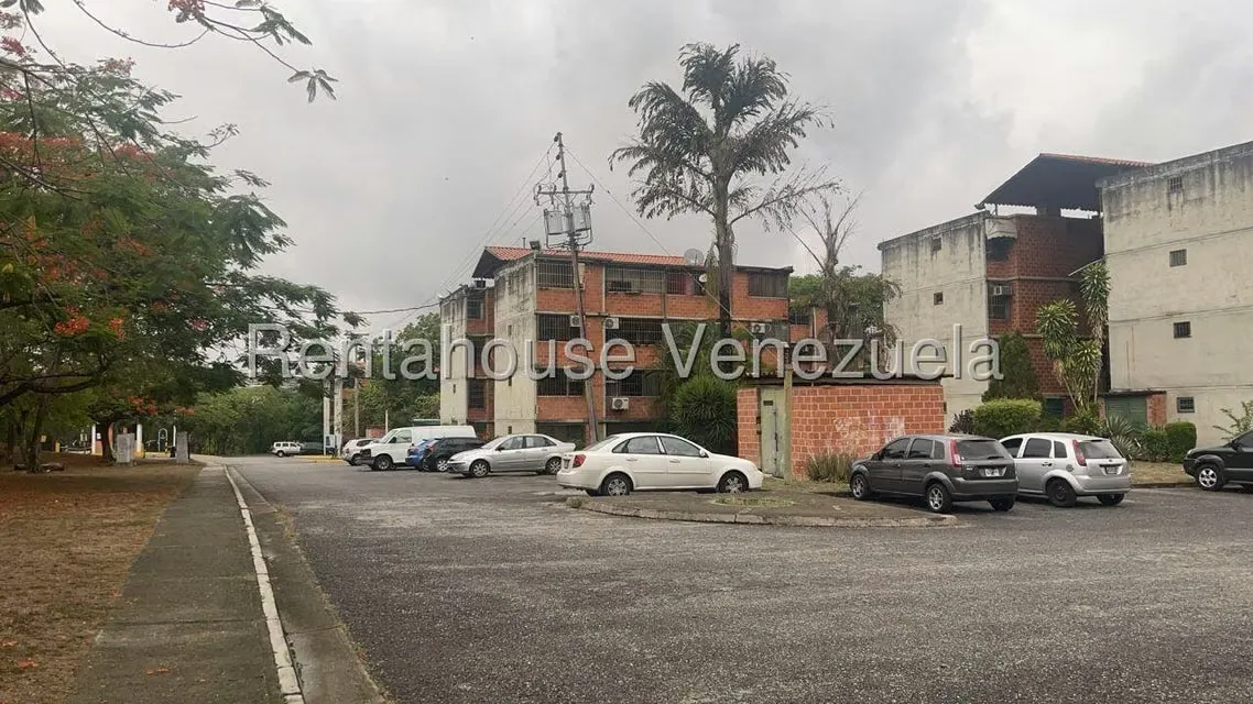Apartamento (1 Nivel) en Alquiler en Nueva Casarapa, Miranda - 11