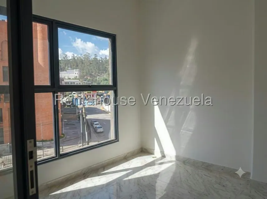 Local Comercial en Alquiler en Las Minas, Miranda - 5