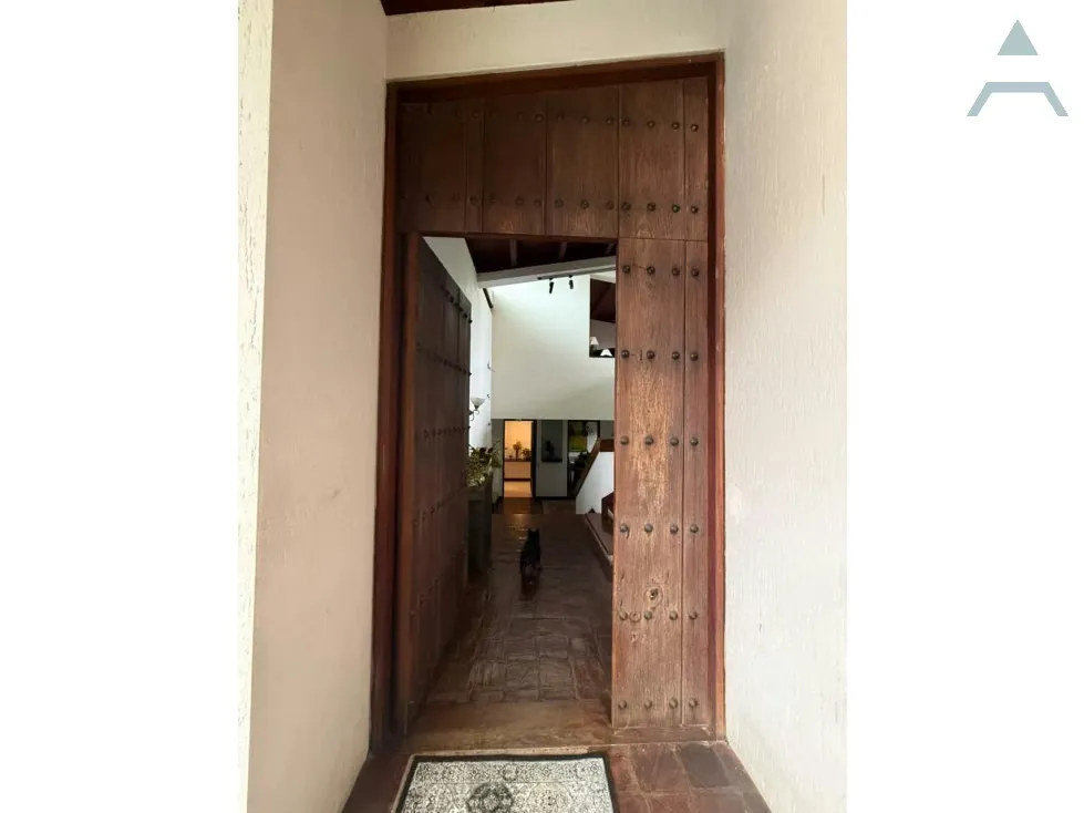 Se vende/alquila Casa 2.149m² 4h+2s/5b/30p La Lagunita - 27
