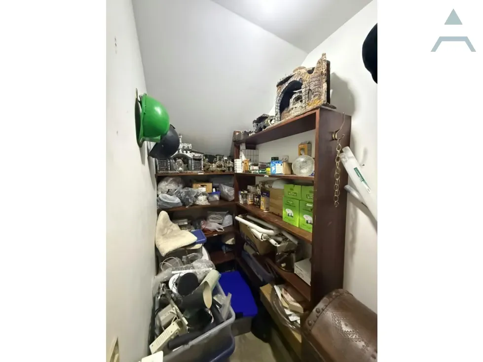 Se vende/alquila Casa 2.149m² 4h+2s/5b/30p La Lagunita - 10