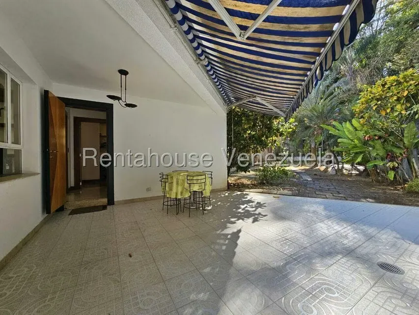 Casa (Duplex) en Venta en Colinas del Tamanaco, Distrito Metropolitano - 41