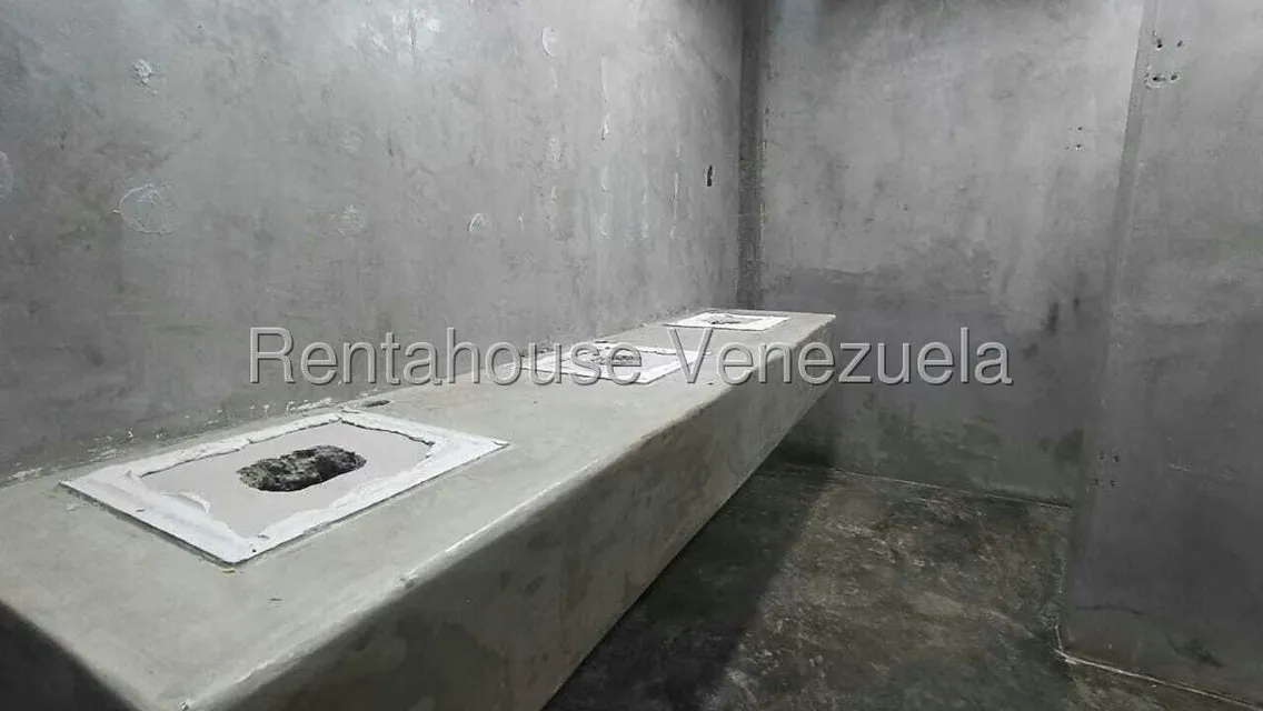 Local Comercial en Alquiler en Nueva Segovia, Lara - 6