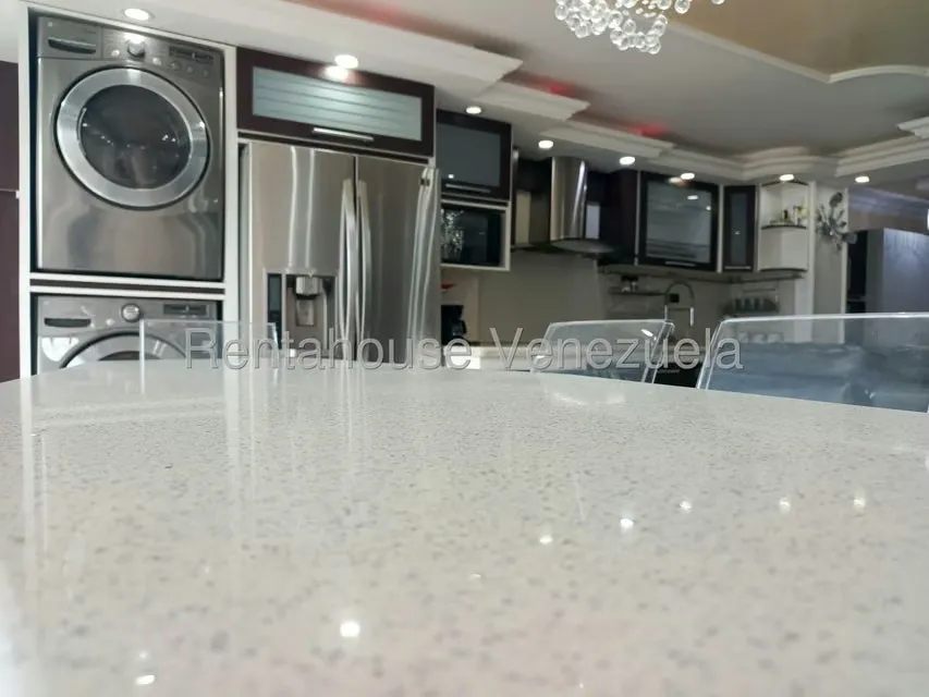 Apartamento (1 Nivel) en Alquiler en Playa Moreno, Nueva Esparta - 11