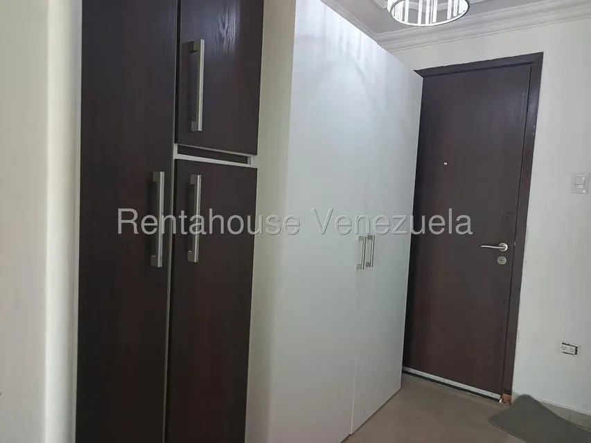 Apartamento (1 Nivel) en Alquiler en Playa Moreno, Nueva Esparta - 15