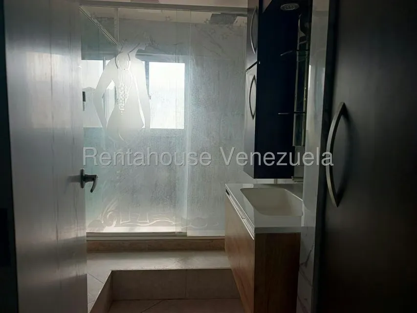 Apartamento (1 Nivel) en Alquiler en Playa Moreno, Nueva Esparta - 24