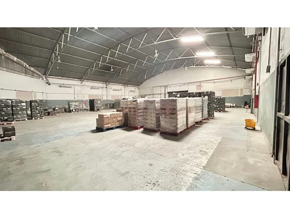 Se Alquila Galpon 1200m² Guarenas - 2