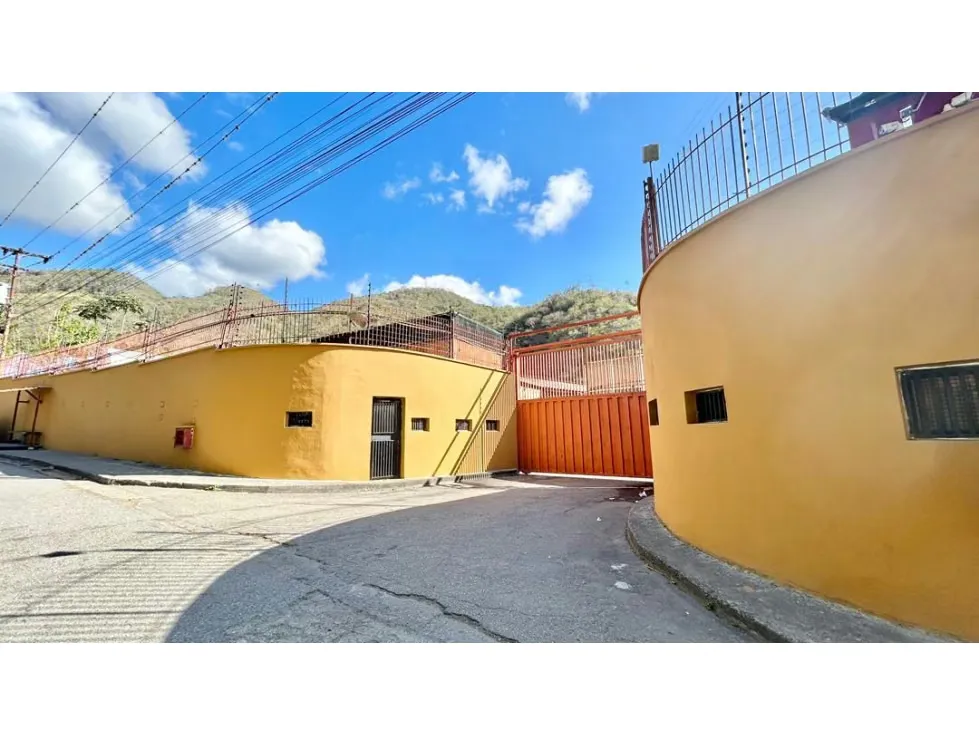 Se Alquila Galpon 1200m² Guarenas - 4