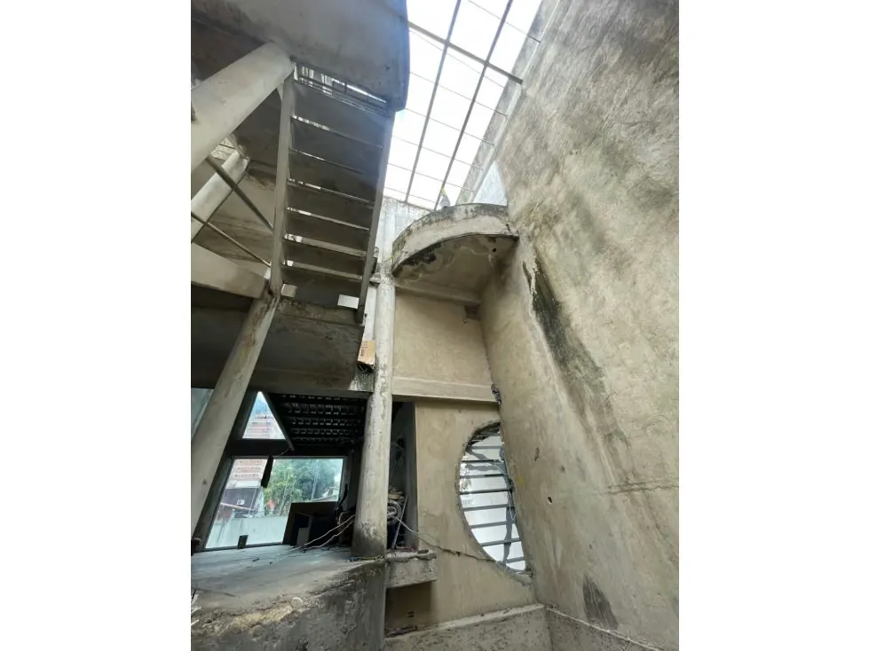 Casa para remodelar en La Castellana 758 m2 - 13