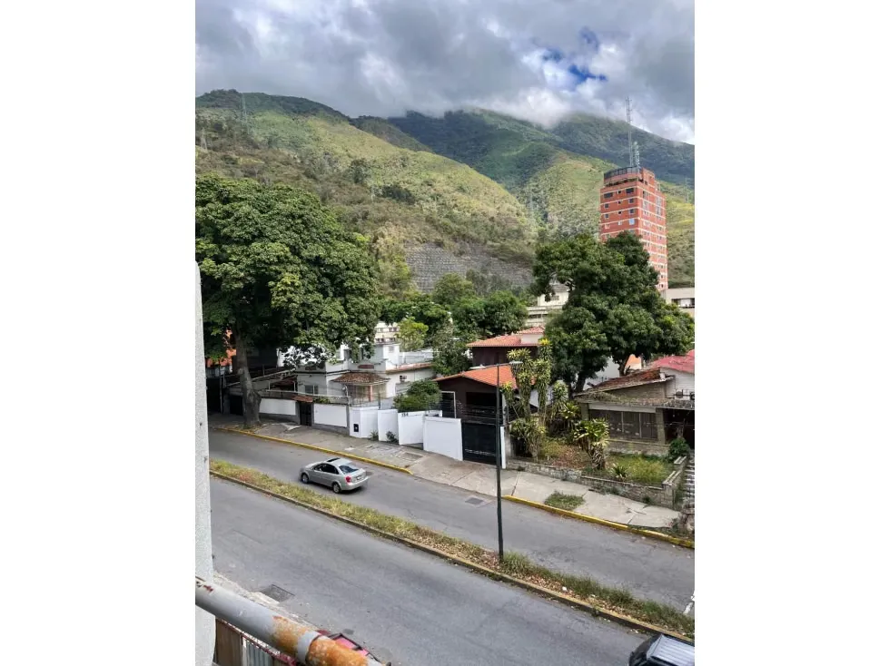 Casa para remodelar en La Castellana 758 m2 - 3