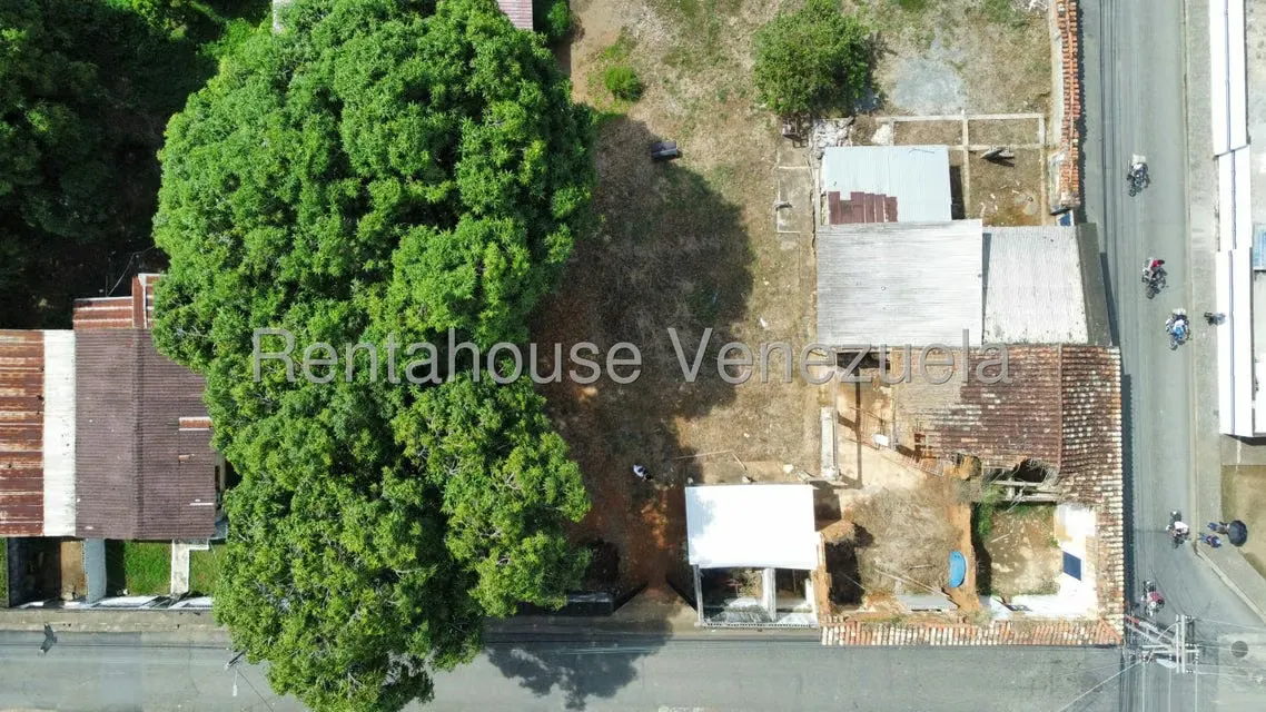 Terreno (Comercial) en Venta en Centro, Portuguesa - 12