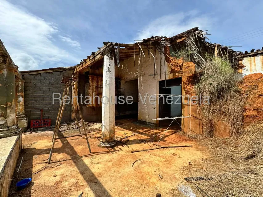 Terreno (Comercial) en Venta en Centro, Portuguesa - 5