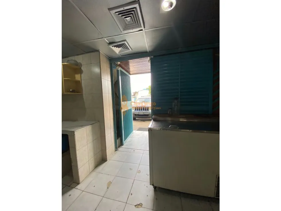 VENTA O ALQUILER DE LOCAL EN AV MICHELENA VALENCIA - 17