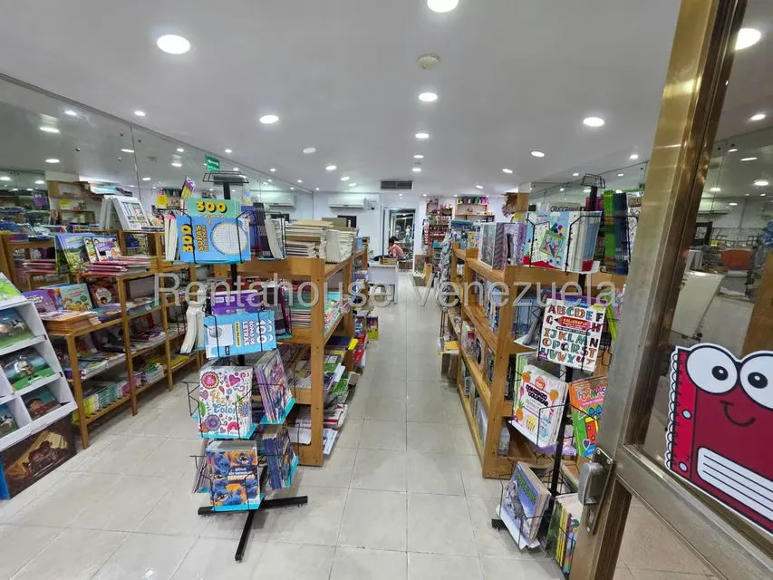 Negocios y Empresas (Servicios) en Venta en Los Dos Caminos, Distrito Metropolitano - 11