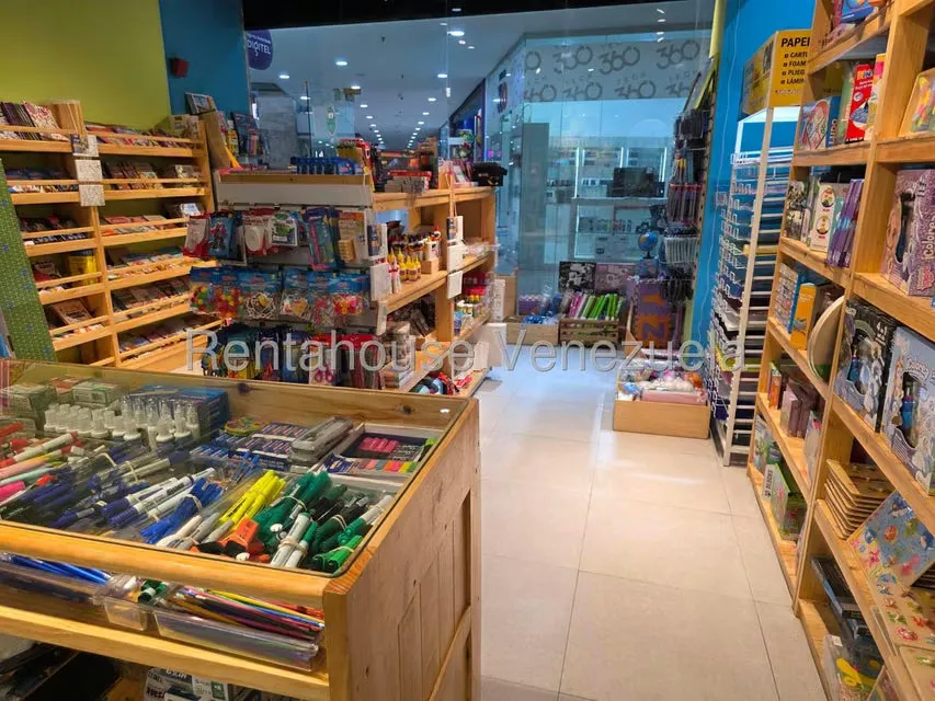 Negocios y Empresas (Servicios) en Venta en Los Dos Caminos, Distrito Metropolitano - 3