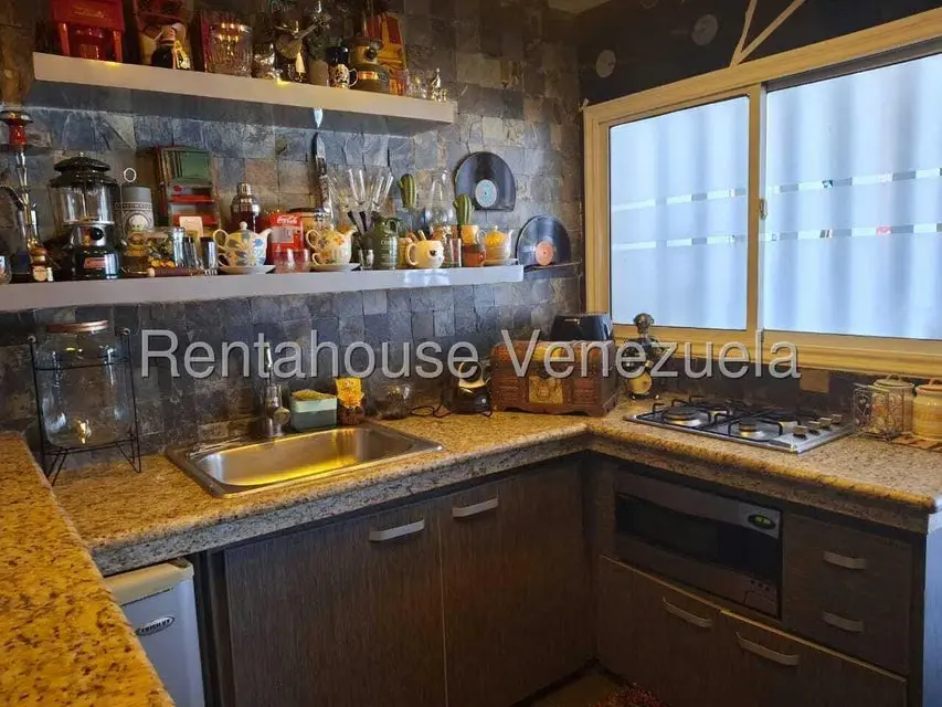 Townhouse (1 Nivel) en Venta en Lago Mar Beach, Zulia - 14