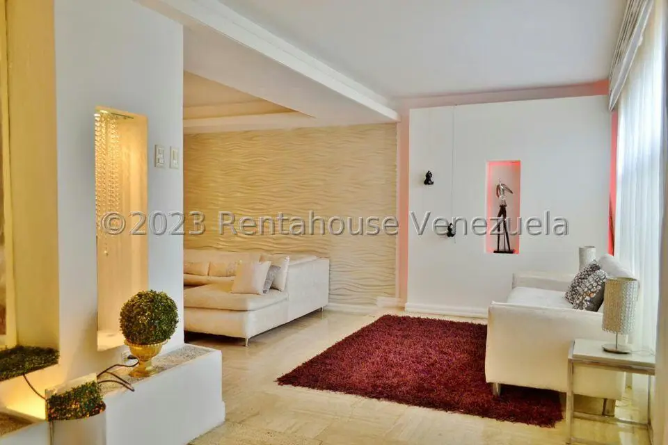 Townhouse (1 Nivel) en Venta en Lago Mar Beach, Zulia - 2