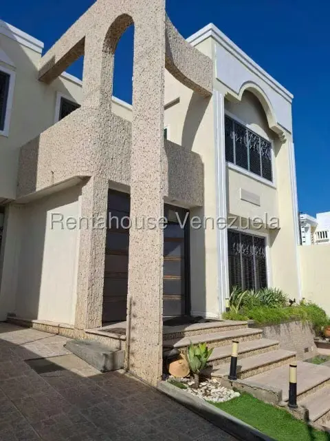 Townhouse (1 Nivel) en Venta en Lago Mar Beach, Zulia - 36