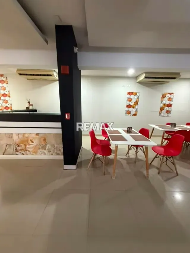 EN VENTA HOTEL TUCACAS BEACH EN PLENA CARRETERA NACIONAL MORON CORO - 9