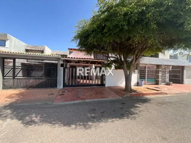 Hermosa casa en Lago Mar Beach Maracaibo