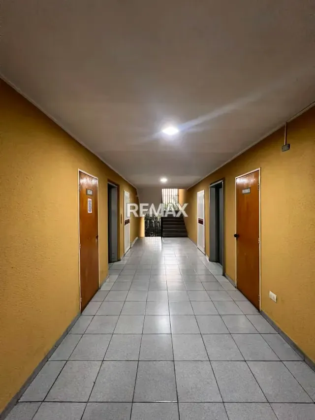 SE VENDE APARTAMENTO MODERNO EN RESIDENCIAS LAS PALMERAS SECTOR LAS PALMERAS LECHERÍA VENEZUELA - 5