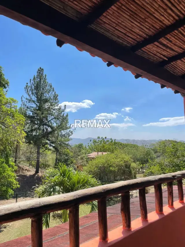 Venta de Casa campestre Estilo Colonial. Campo Claro Aguirre, Montalban - 4