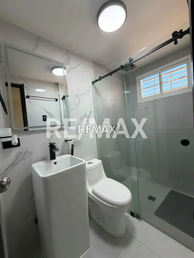 Townhouse en venta villa Paraiso I - 14