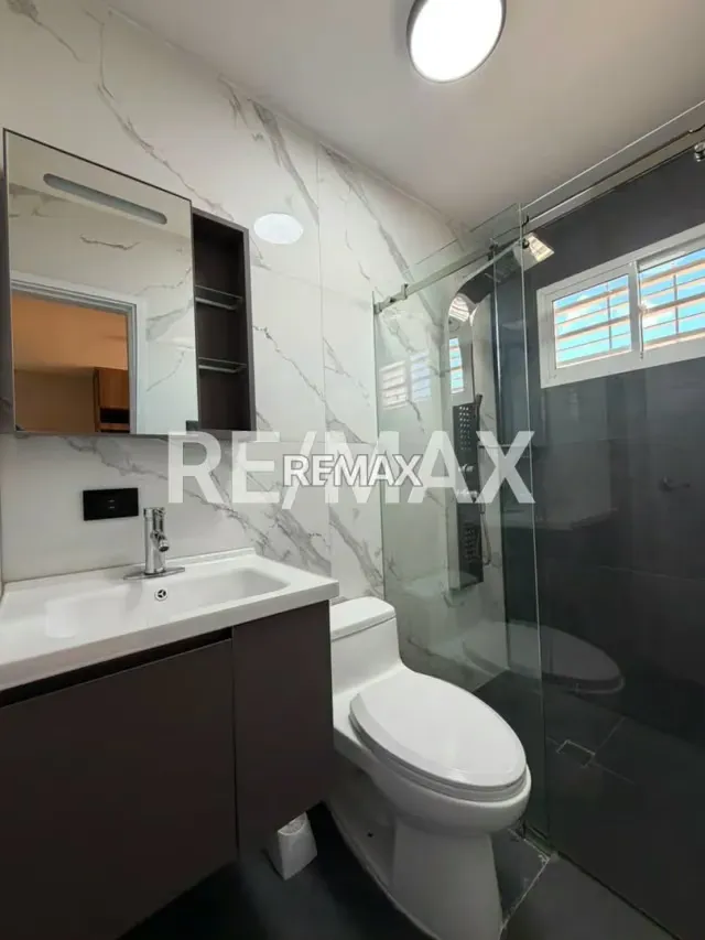 Townhouse en venta villa Paraiso I - 17