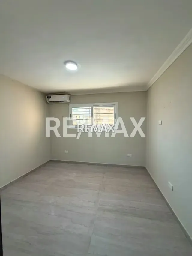 Townhouse en venta villa Paraiso I - 18
