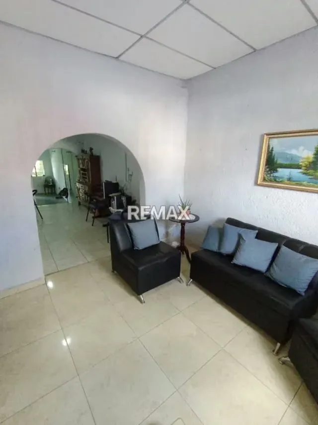 Casa Comercial - 10