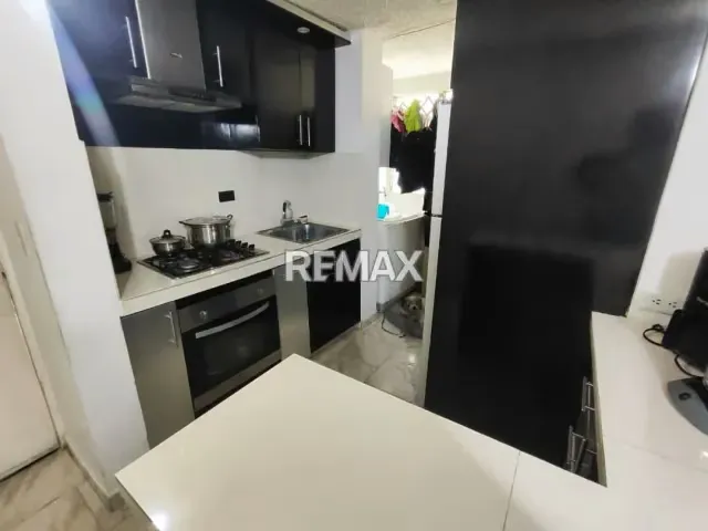 Apartamento en Venta Res. Mediterráneo Cúa - 7