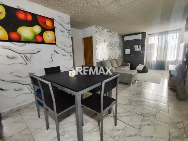 Apartamento en Venta Res. Mediterráneo Cúa - 9