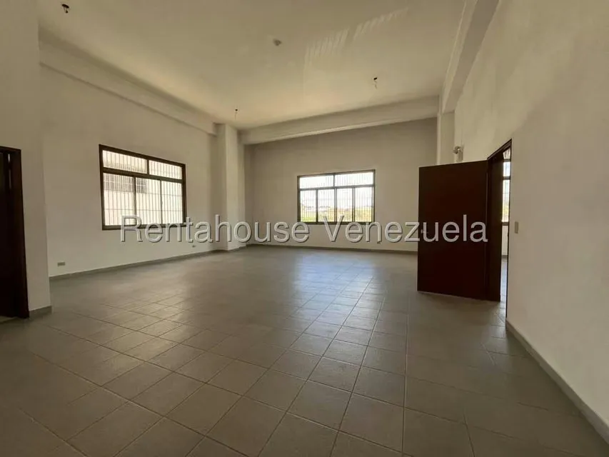 Edificio en Alquiler en Mariche, Distrito Metropolitano - 16