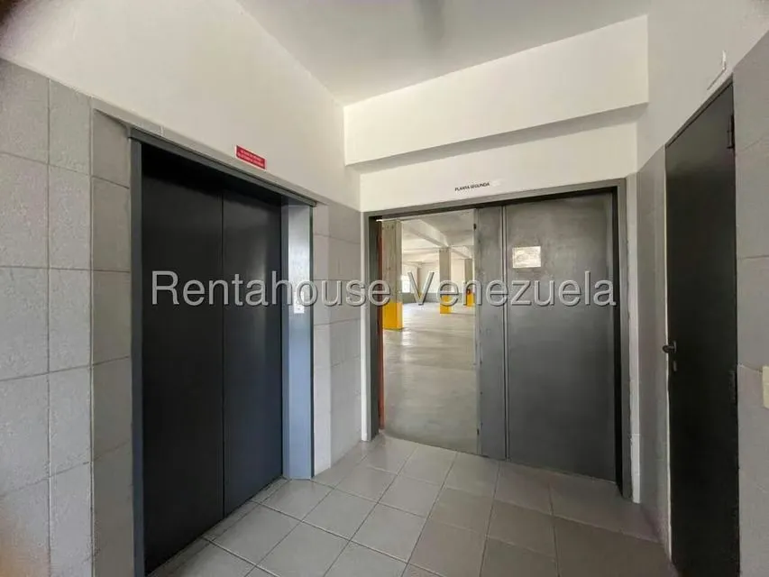 Edificio en Alquiler en Mariche, Distrito Metropolitano - 19