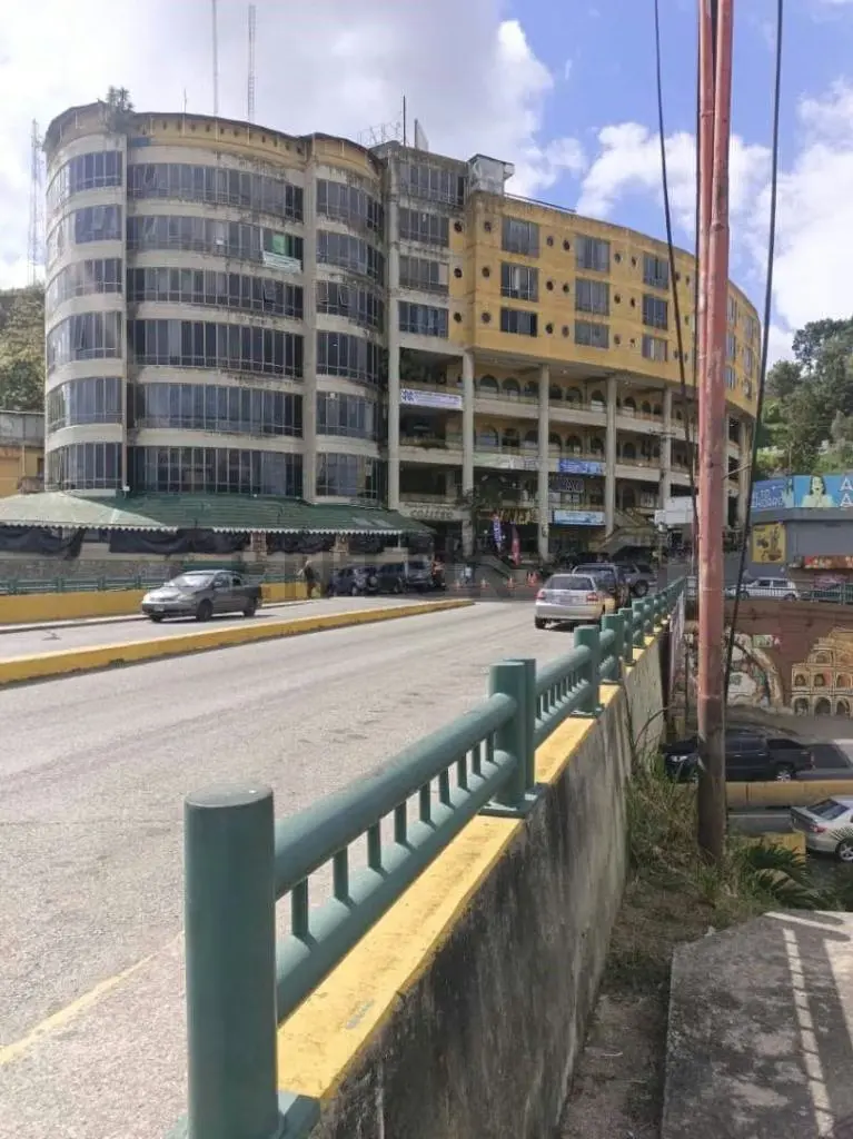 Venta de Local en Multicentro Empresarial Coliseo - 3