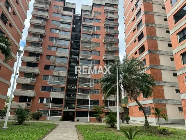 SE ALQUILA APARTAMENTO EN CONJUNTO RESIDENCIAL VISTA ALEGRE