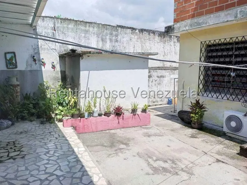 Casa (1 Nivel) en Venta en Casco Central, Carabobo - 21