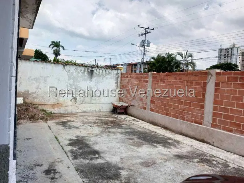 Casa (1 Nivel) en Venta en Casco Central, Carabobo - 3