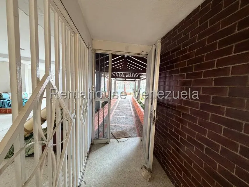 Apartamento (1 Nivel) en Venta en Coche, Distrito Metropolitano - 4
