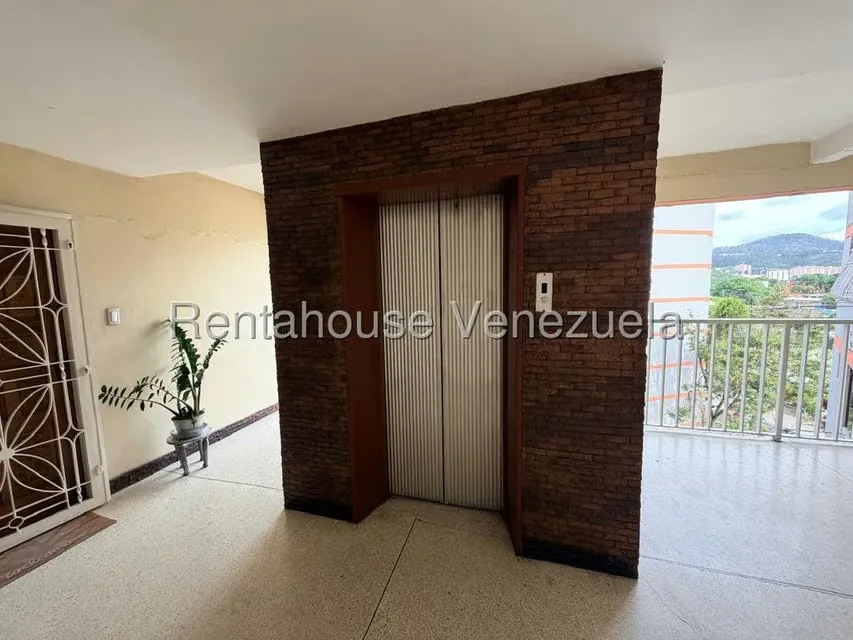 Apartamento (1 Nivel) en Venta en Coche, Distrito Metropolitano - 5