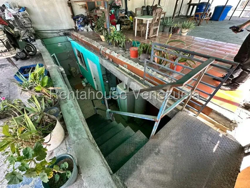 Casa (Duplex) en Venta en San Martin, Distrito Metropolitano - 26