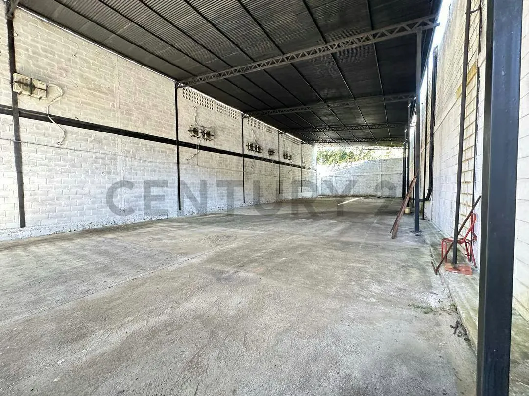 EN VENTA GALPÓN DE 600M2 DE OPORTUNIDAD EN OJO DE AGUA, BARUTA - 3