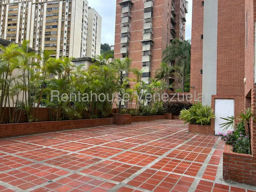 Apartamento (1 Nivel) en Venta en El Paraiso, Distrito Metropolitano - 25