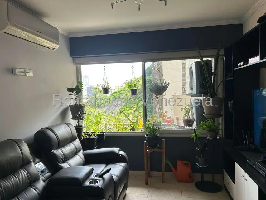 Apartamento (1 Nivel) en Venta en El Paraiso, Distrito Metropolitano - 4