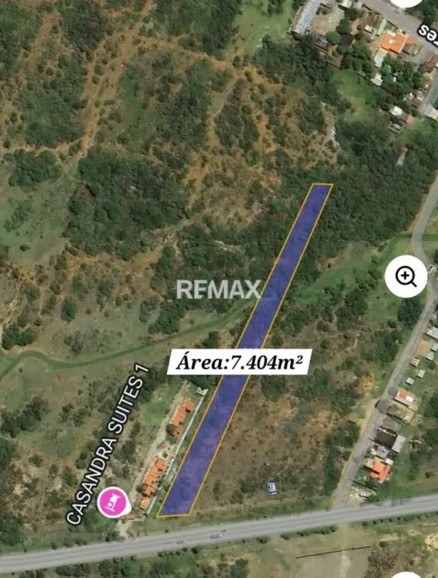 EN VENTA TERRENO VÍA AL AEROPUERTO - 13
