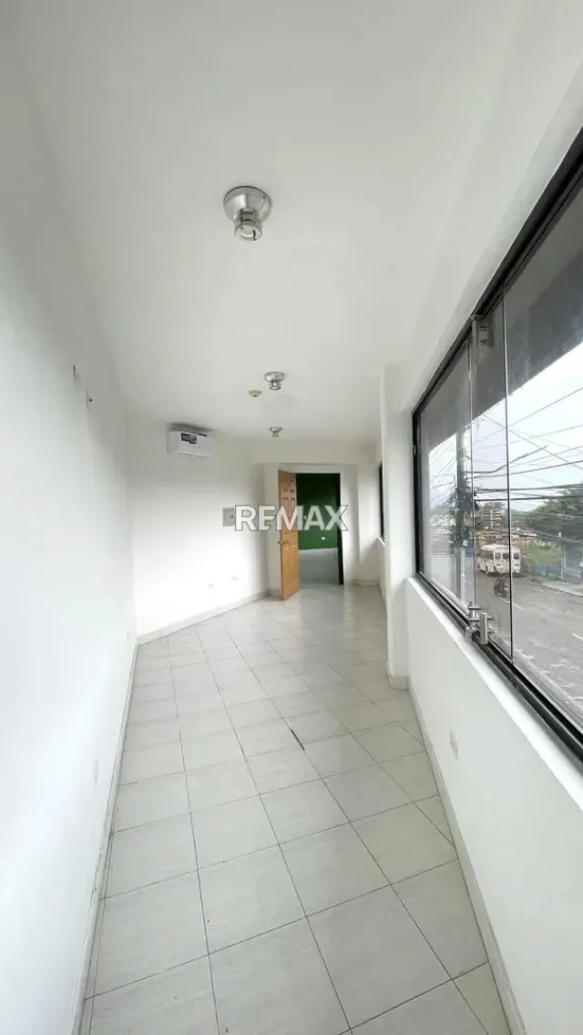 ALQUILER LOCAL COMERCIAL # 1 - 5