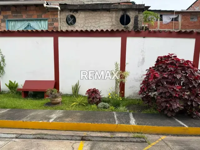 En venta Casa en Urbanización Altos del Norte Barrio Bolivar calle Alto - 12