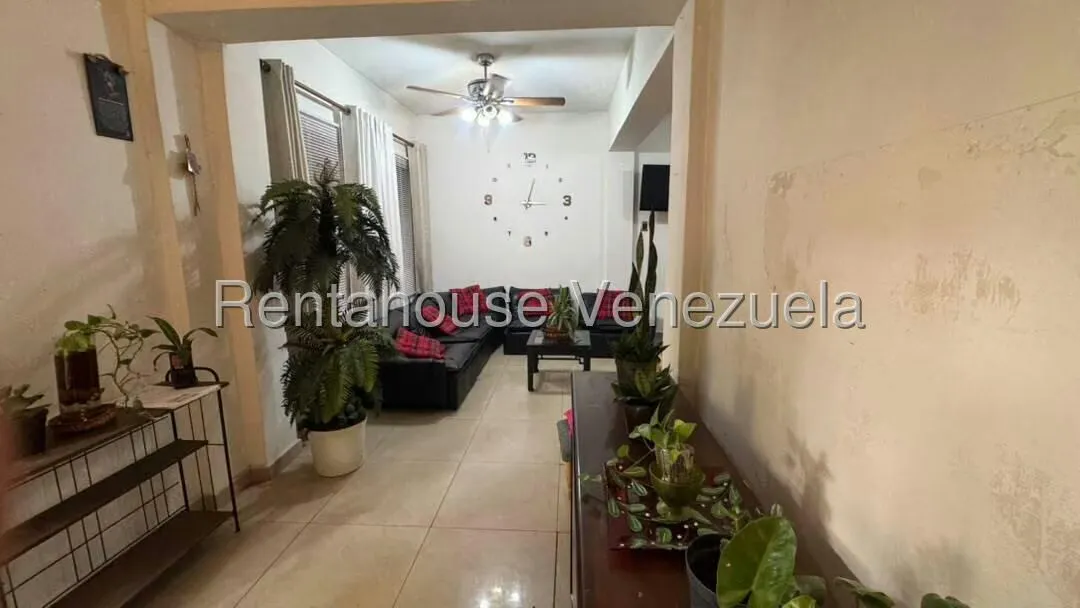 Apartamento (1 Nivel) en Venta en Bello Monte, Distrito Metropolitano - 13