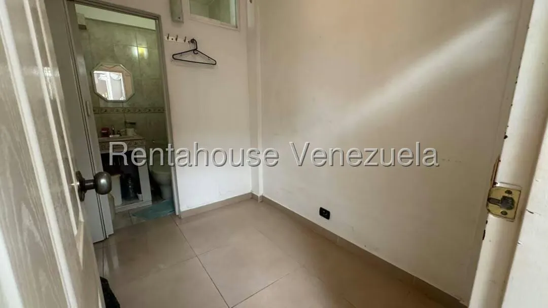 Apartamento (1 Nivel) en Venta en Bello Monte, Distrito Metropolitano - 28
