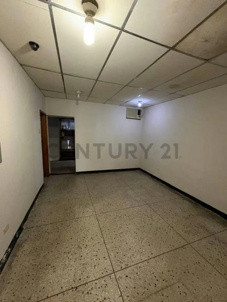 Local en Alquiler Av. Márquez del Pumar, Sector Centro