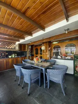 View 10
